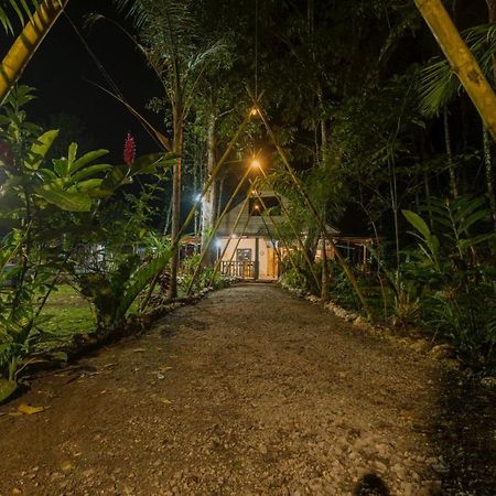 Hotel Nawal Lanquín Zewnętrze zdjęcie