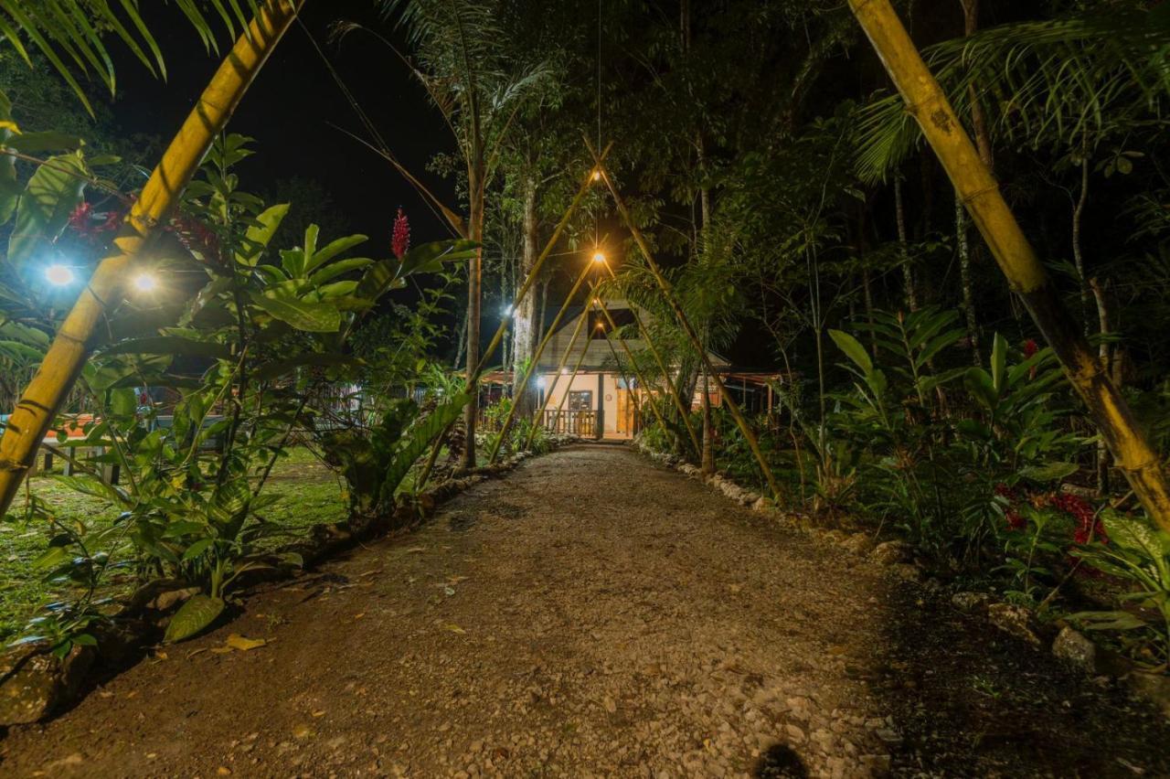 Hotel Nawal Lanquín Zewnętrze zdjęcie